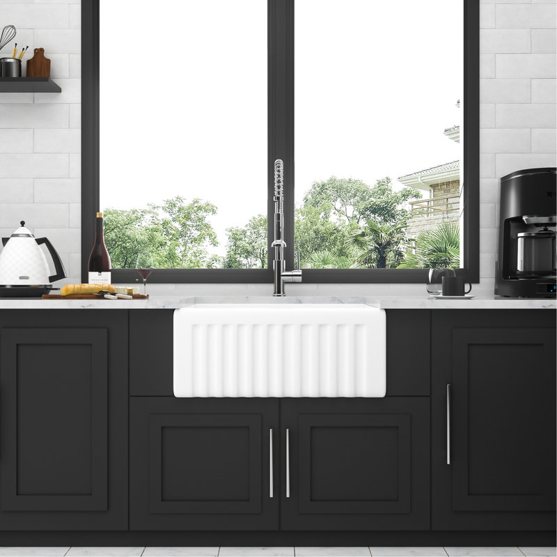Évier avant en céramique blanche à tablier simple de 24 pouces, cuve simple, espace spacieux pour la cuisine et la lessive blanc, façade, durabilité supérieure