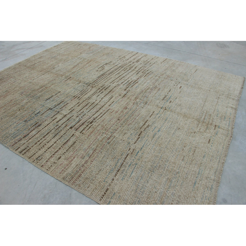 Tapis turc tissé à la main en laine beige pour une touche élégante et confortable dans votre salon ou votre chambre à coucher