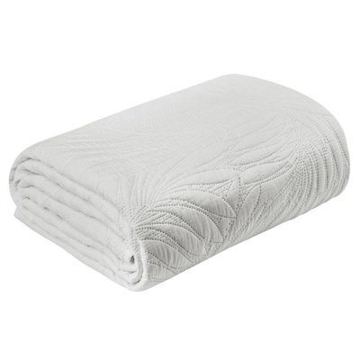 Rainsville No Pattern Bedspread
