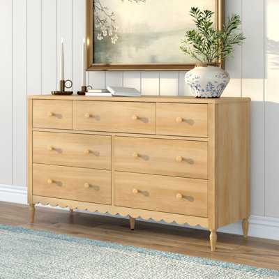 Charlotte 7-Drawer Scallop Detail Dresser, Blonde