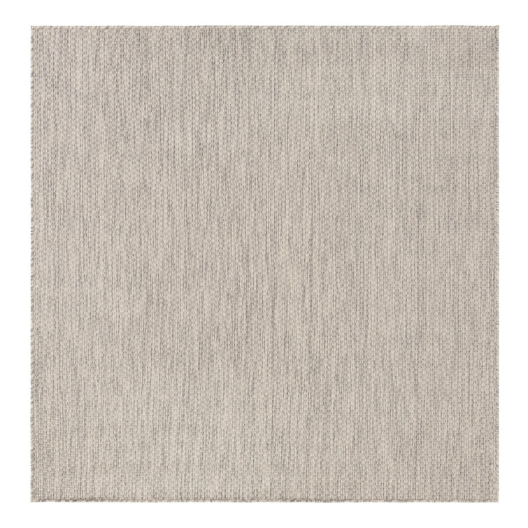 Highland Light Gray/Ivory Indoor/Outdoor Use Area Rug