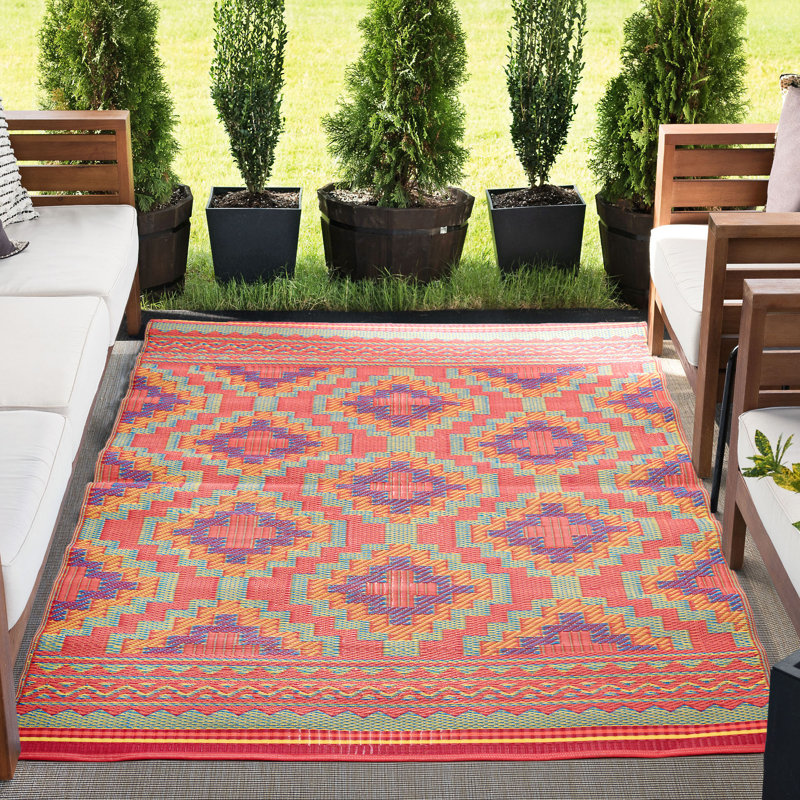 Tapis rouge en polypropylène tressé à la machine Arbab, Rectangle 8 pi 11 po x 11 pi 10 po