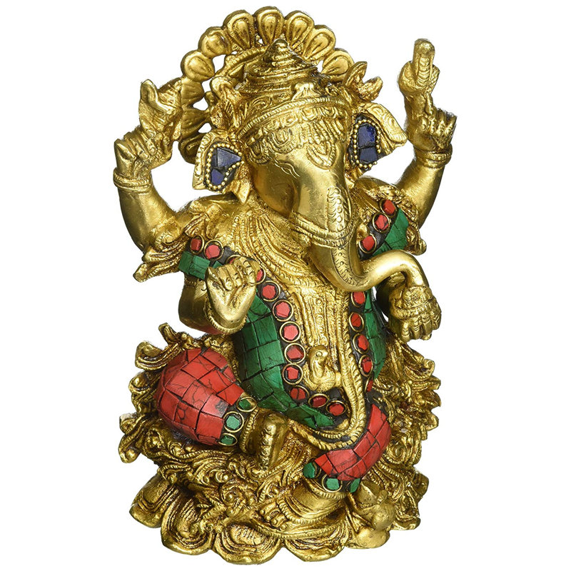 Lord Ganesh assis sur un lotus