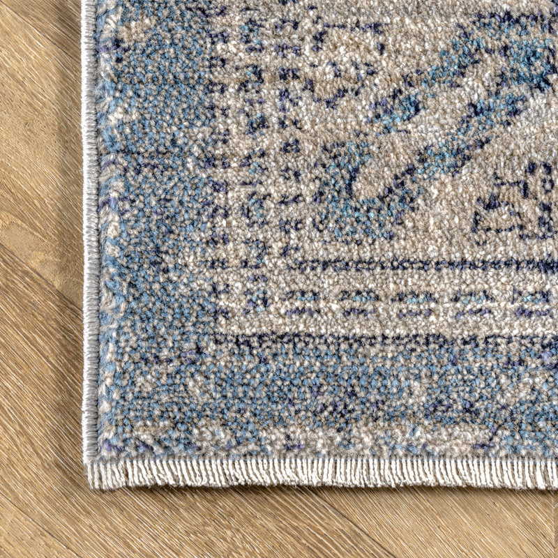 Virginie Oriental Blue/Ivory Area Rug, Rectangle 4' x 6' 3"