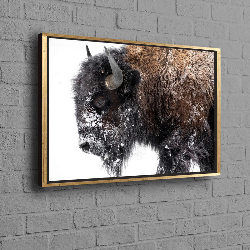 Impression de bison rustique sur toile de coton évoquant le style loft, idéale pour la décoration de bureau ou un cadeau de mariage personnalisé