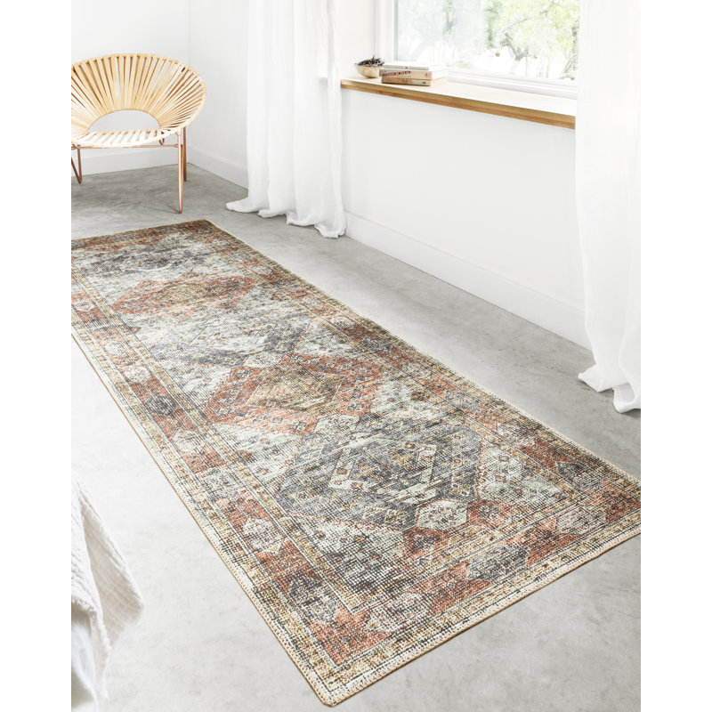 Gelo Oriental Indoor Rug, Runner 2'6" x 7'6"