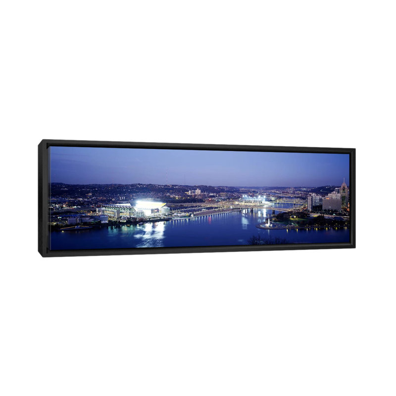 Pittsburgh PA # 3 par Panoramic Images - Impression sur toile tendue sur toile tendue avec châssis, Toile avec cadre noir