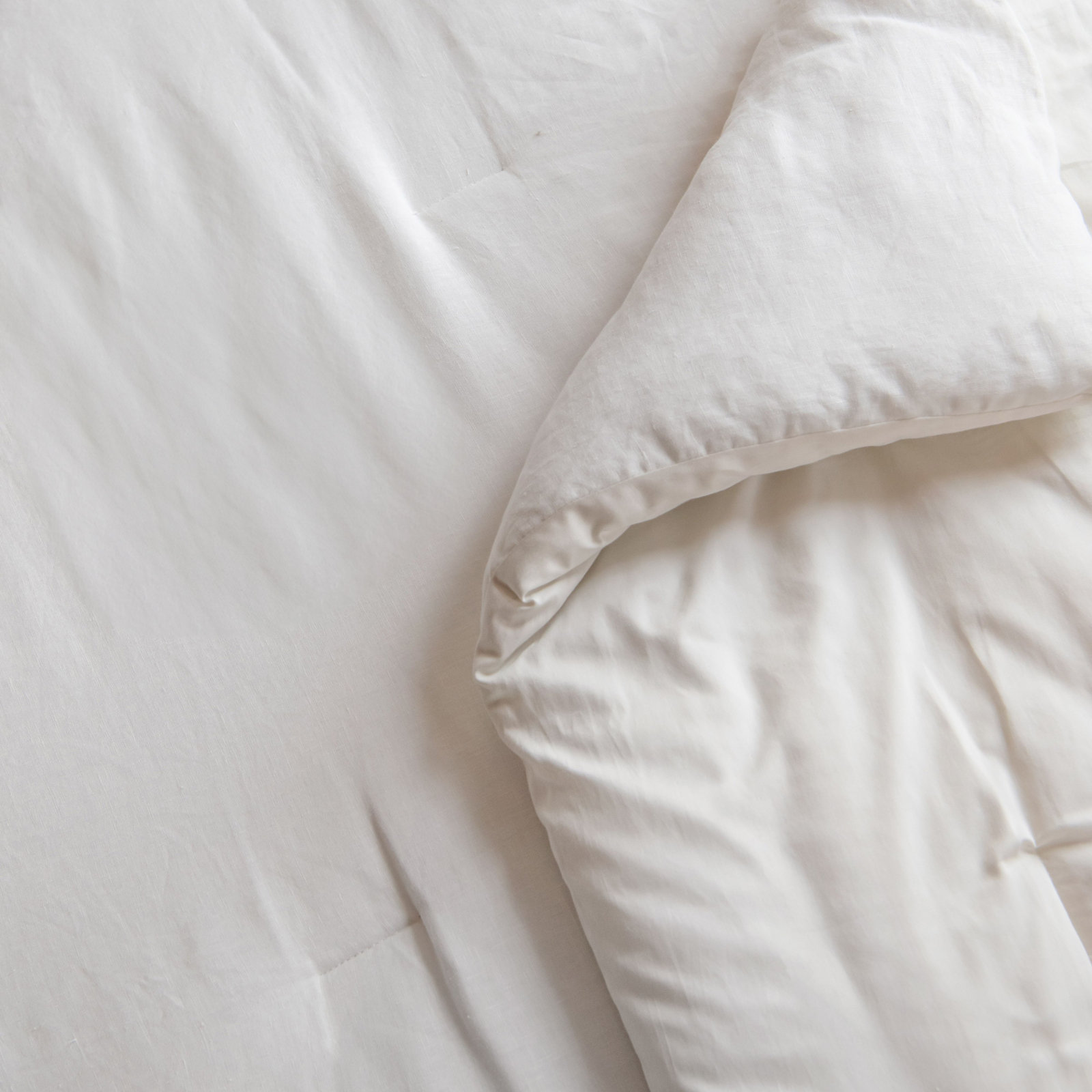 French Linen Comforter Set, Cream, Twin Comforter + 1 Standard Pillow Sham