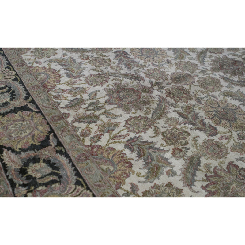 Hand Knotted Wool Oriental Area Rug