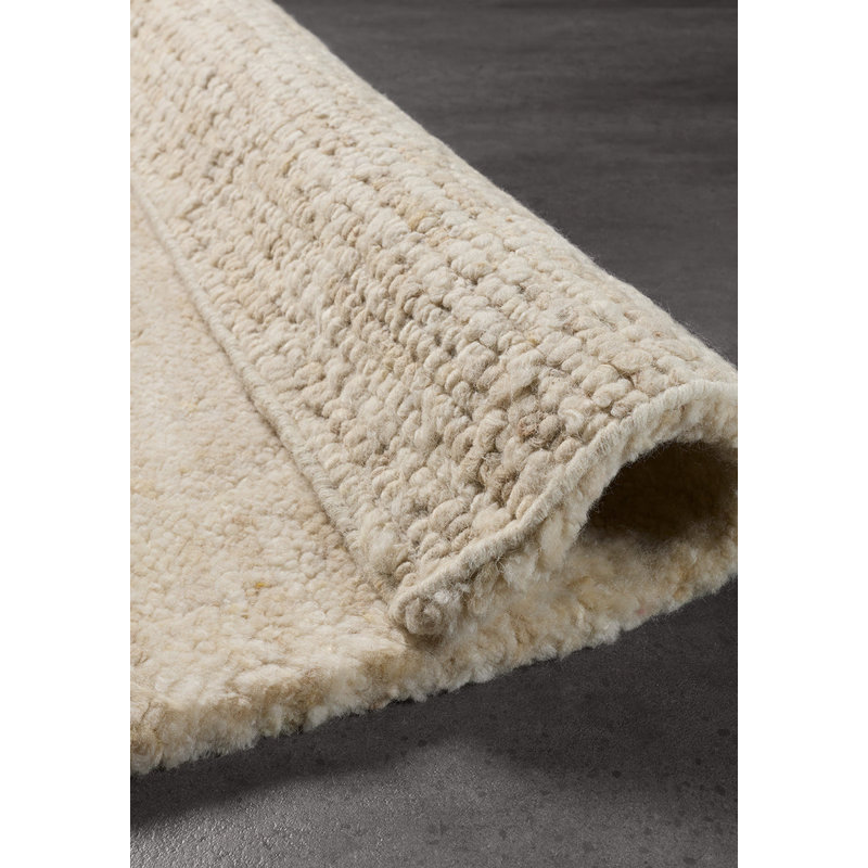 Saravana Rug, Rectangle 8' x 10'