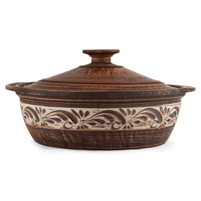 Ukrainian Souvenirs Engobe 3.2 qt. Non-Stick Stoneware Round Dutch Oven with Lid