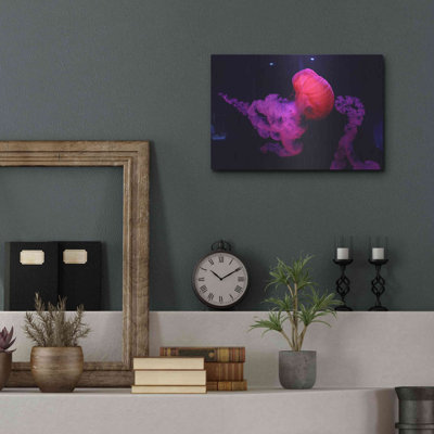 «Mushroom Cloud» par Luxe Metal Portfolio