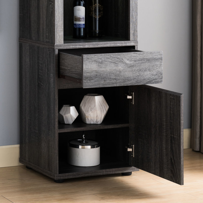 Présentoir à vin de style moderne avec deux tablettes en verre et un support de rangement gris vieilli