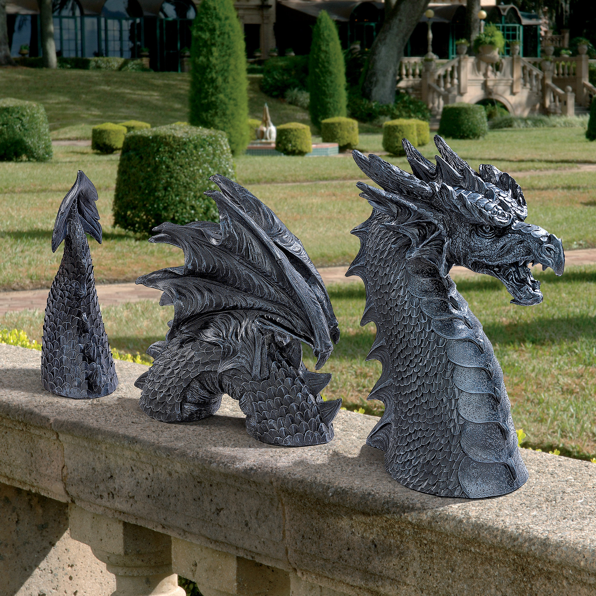 Design Toscano The Dragon of Falkenberg Castle Moat Lawn Statue ...