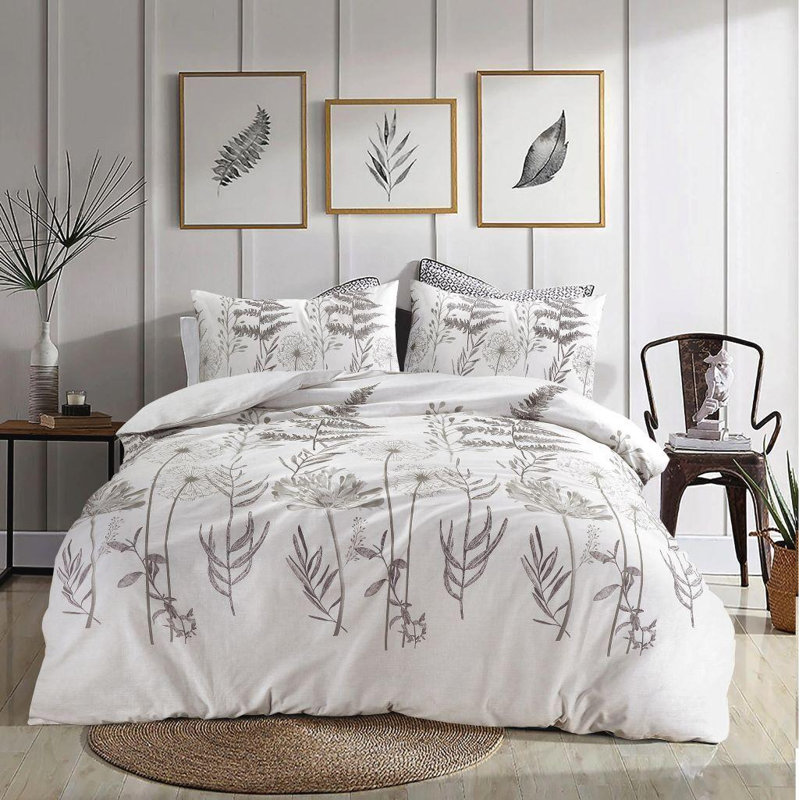 Abdurrehman Cotton Blend Floral Duvet Cover Set with Pillowcases Included, Super King - 2 Pillowcases (50 x 75cm)
