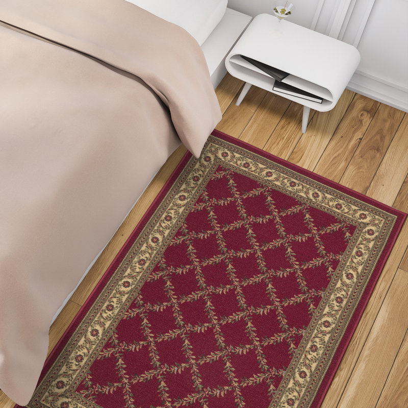 Red Trellis Pattern Non-Slip Synthetic Area Rug 3'3" x 5'