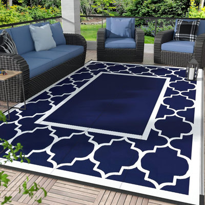 Tapis imperméable pour l'extérieur en paille réversible pour terrasse, terrasse, porche, balcon, pique-nique et plage - bleu et blanc