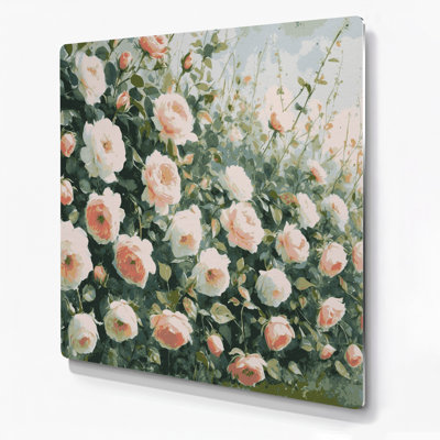 «Farm Country Rose Sprays», art mural en métal beige