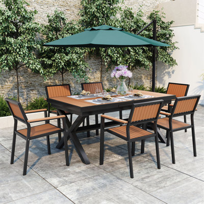 Experience Outdoor Dining Freedom With A Flexible Set Including Six Chairs And A Table That Extends From 62.9 To 82.6 Inches For Personalized Arrangements