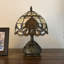 Lampe de table Simoniff Tiffany Vitrail de style baroque avec ampoule DEL à base lavande l 10 po x P 10 po x H 14 po *-1723136814