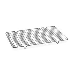 Choice 12 x 16 1/2 Chrome Plated Footed Wire Cooling Rack for