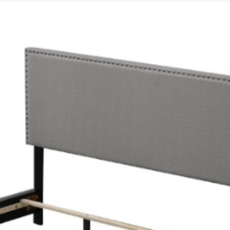 Grand lit en tissu gris clair Leandros