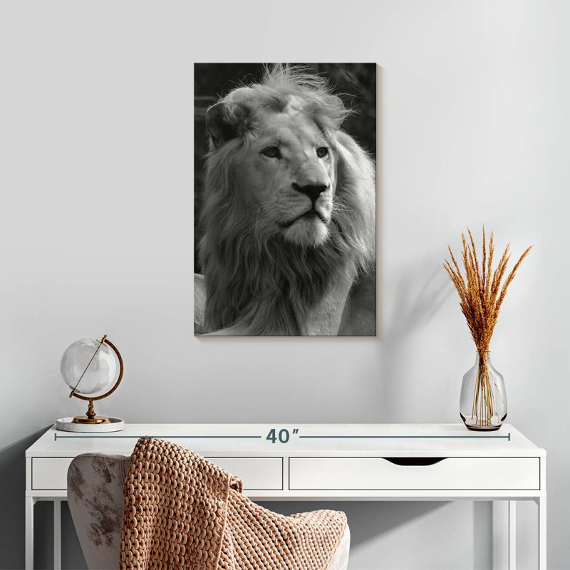 Brampt Monochromatic Lion, 24" H x 16" W