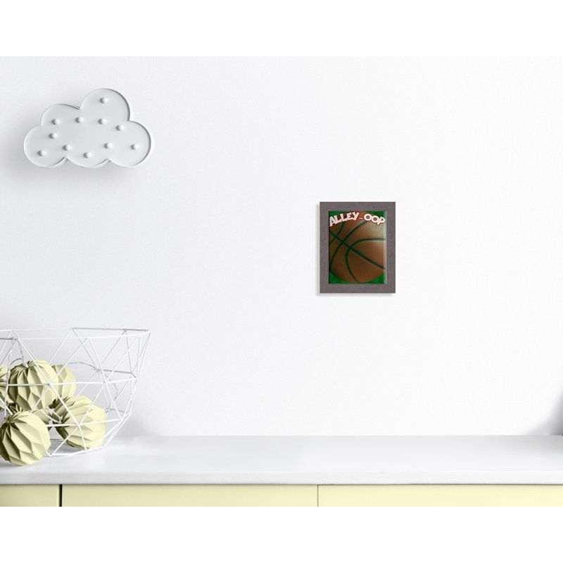 Adhésif décoratif «Sports 2» pour Juvenile Sports, H 10 po x l 8 po x P 0,6 po, Encadré plat à grain de bois gris