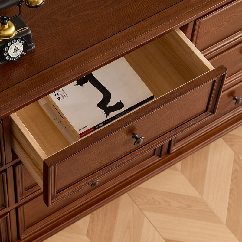 Buffet en bois de noyer massif