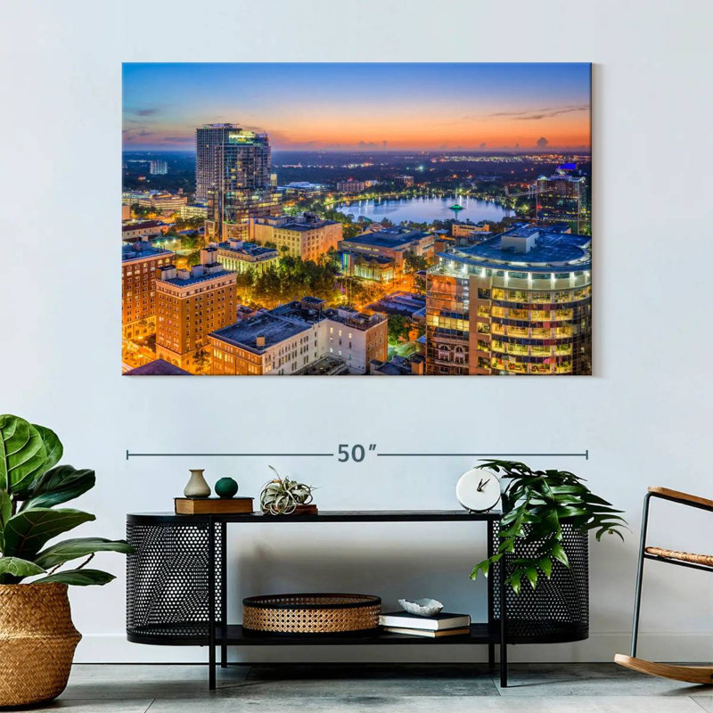 Nicci Central Florida, 34" H x 51" W