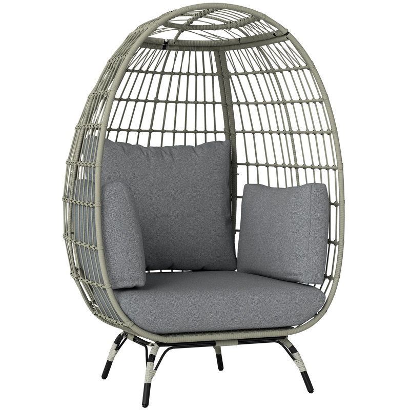 Wicker Outdoor Lounge Chair