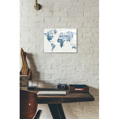 «Kanari Map Indigo» par Melissa Averinos, art mural en verre acrylique