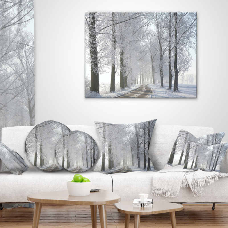 Winter Winter Road in the Morning - Coussin imprimé forêt, 16 po x 1 po, Coussin décoratif