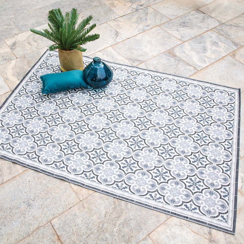 Manzelli Rectangle Indoor / Outdoor Area Rug, Rectangle 230 x 155cm