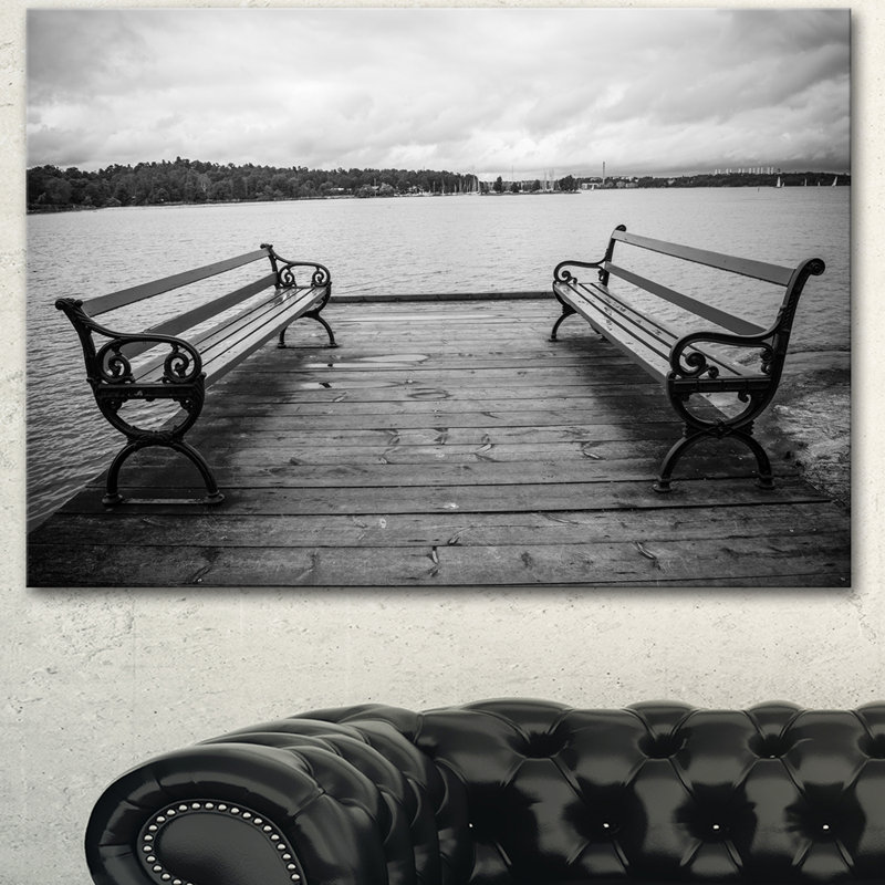«Benches on Bridge by Water Side», photographie, H 20 po x l 20 po x P 1 po, Toile tendue
