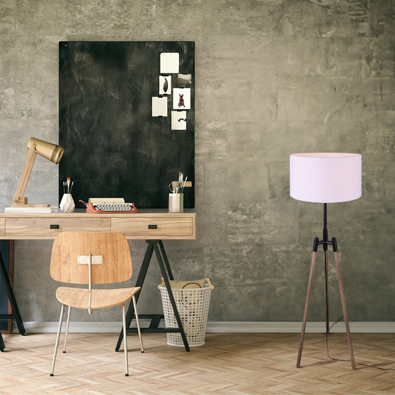 Lampe sur pied 1 lumière Mariquita avec finition noir mat et simili grain de bois et abat-jour blanc