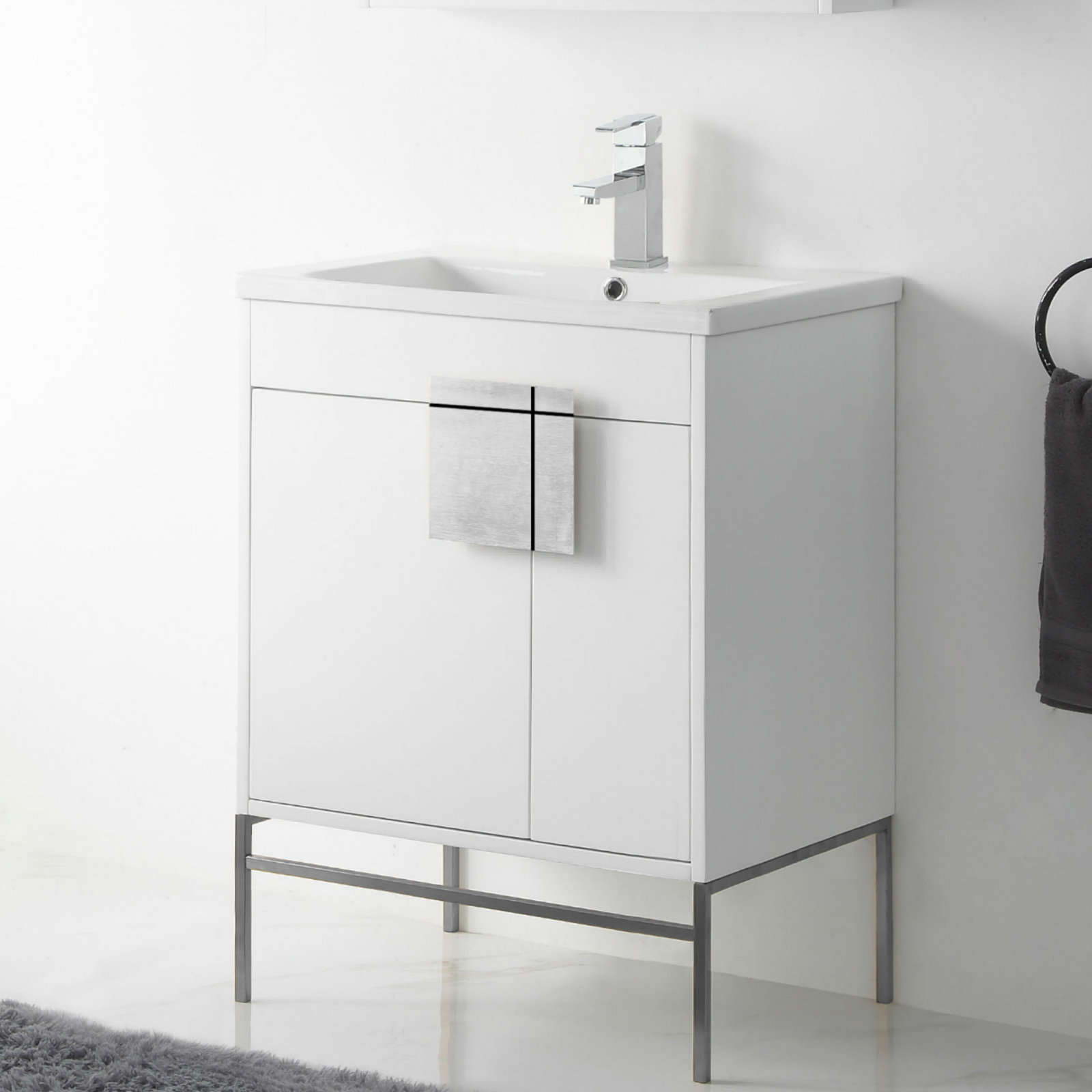 Maisie 30'' Single Bathroom Vanity, White, Polished Chrome