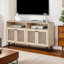 Meuble télé Mid-Century de 56 po de largeur avec portes d'armoire et pieds fuselés
