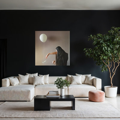«Woman and Boat Dreamy Minimalist Peaceful», reproduction d'art murale
