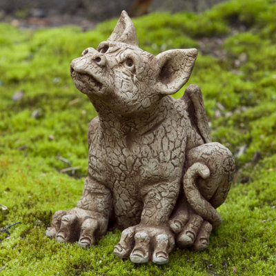Fantasy & Sci-Fi Garden Statue