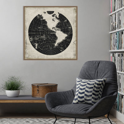 «World News Map I», reproduction encadrée sur toile par Elizabeth Medley