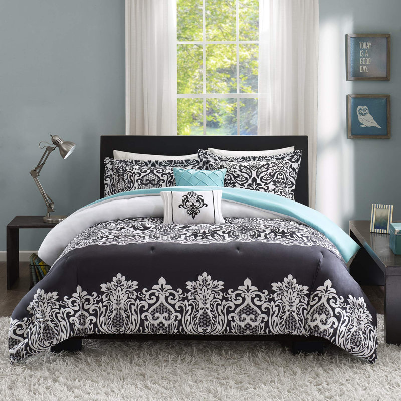 Polyester Damask Comforter Set
