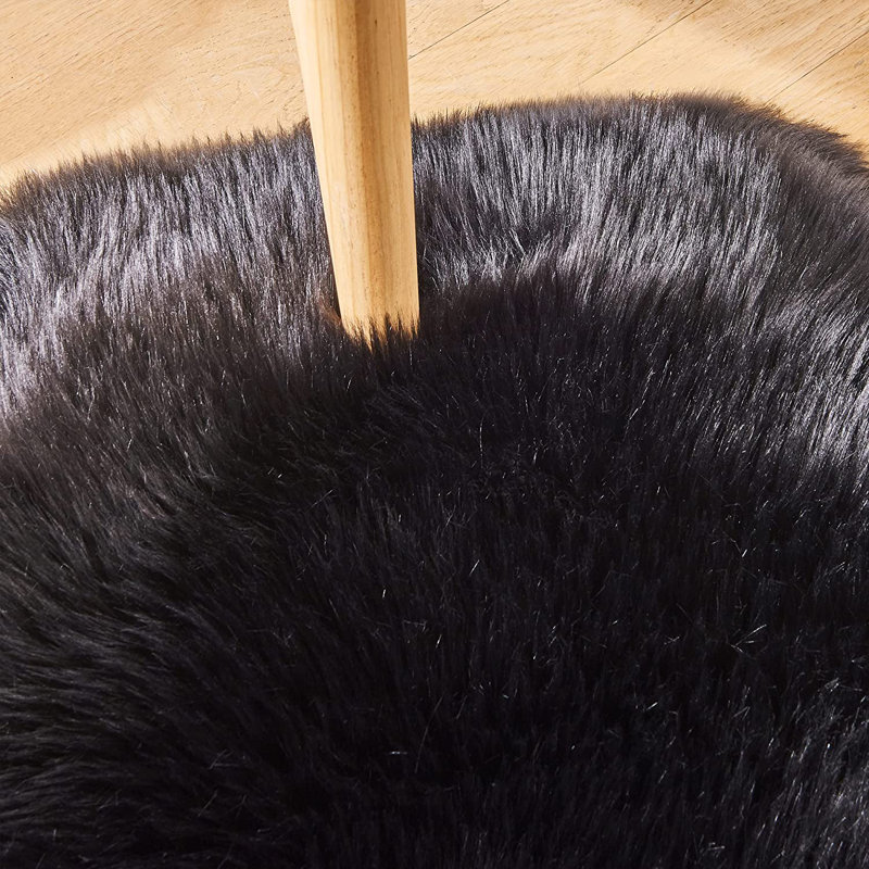 Faux Sheepskin Indoor Rug, Novelty 2' x 6'