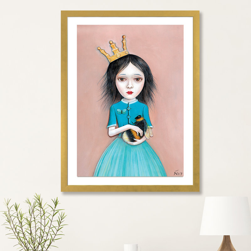 «Queenie» par Neil Thompson - reproduction d'art, H 24 po x l 16 po x P 1 po, Papier doré, Blanc