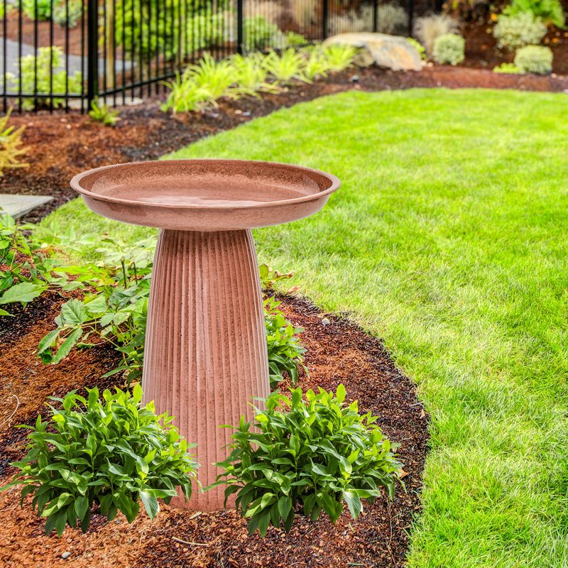 Bain pour oiseaux d'extérieur en métal Gleeful Garden, Rouge