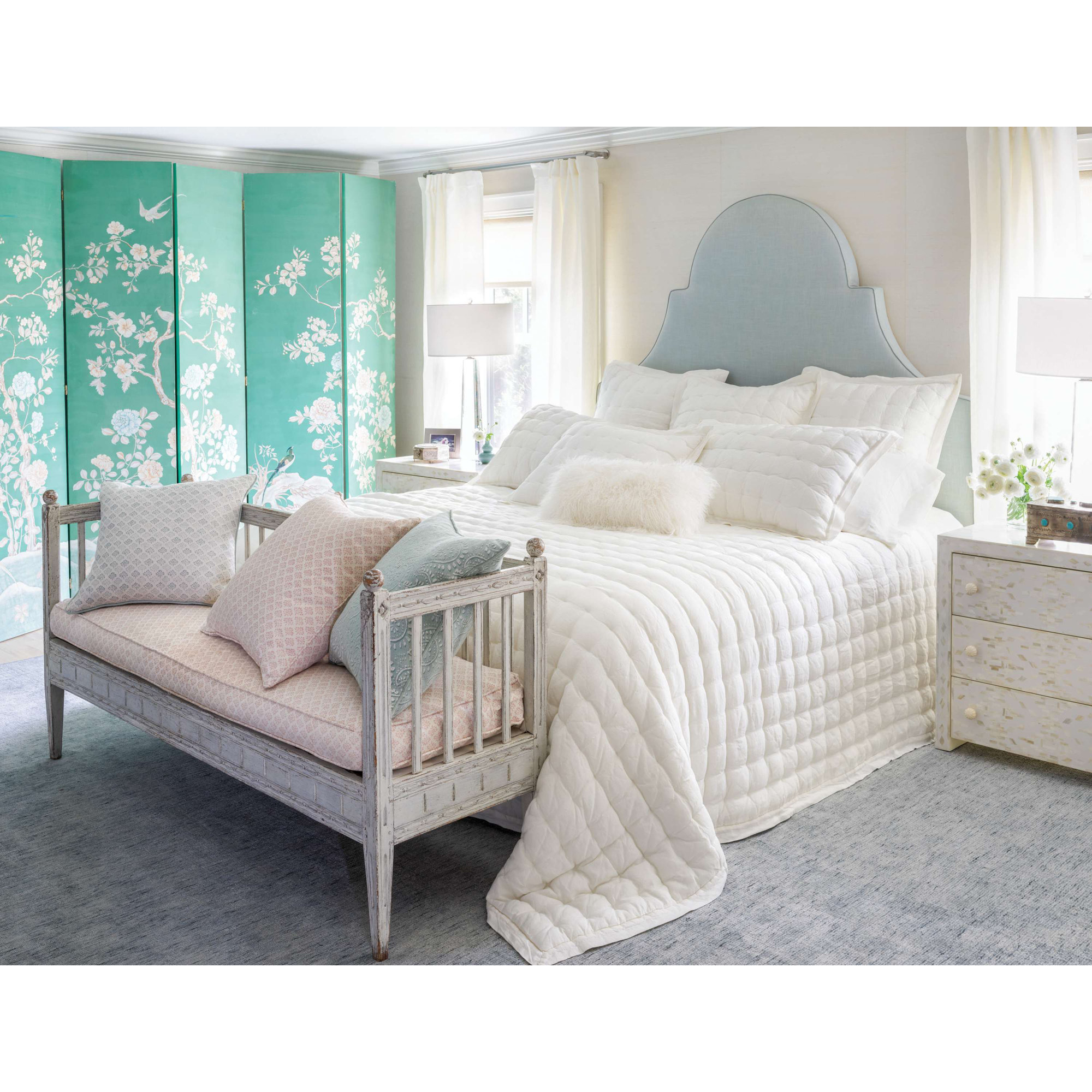 Lush Linen Puff, White, Twin/Twin XL Quilt