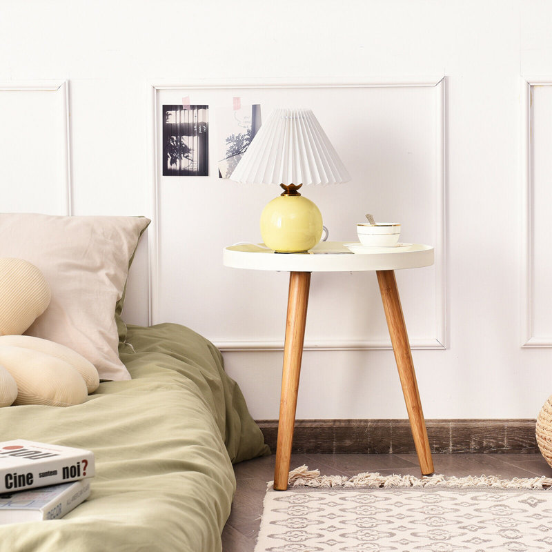 Bobbilynn Tray Top End Table Set