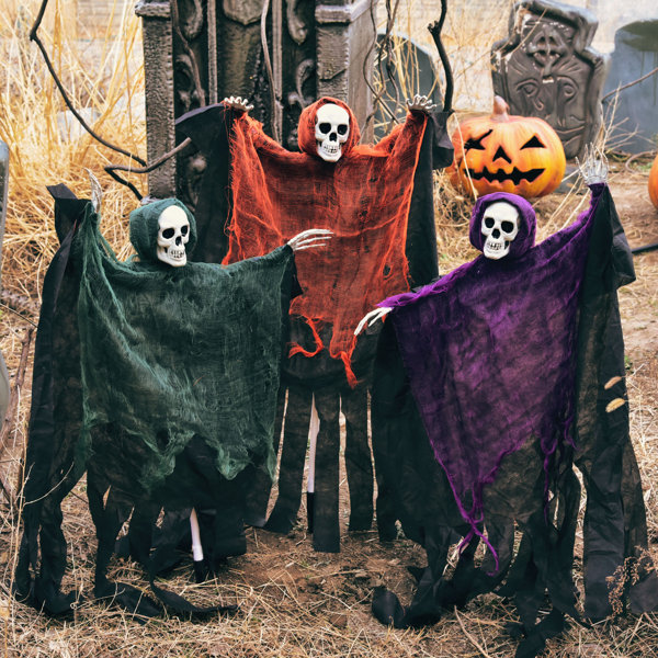 The Holiday Aisle® Scary Skeleton Halloween Decorations & Reviews ...