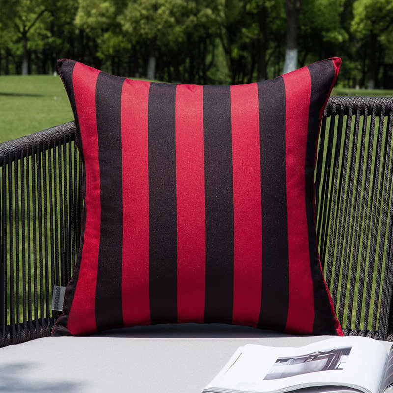 Housse de coussin extérieur rayé et insert, Rouge