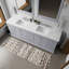 Ensemble de meuble-lavabo double avec plateau en marbre de Carrare et robinet-110912946